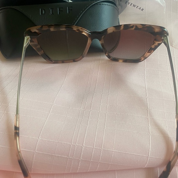 DIFF Eyewear Becky II BRAND NEW - Picture 12 of 16